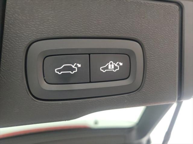 used 2021 Volvo XC60 Recharge Plug-In Hybrid car, priced at $29,500