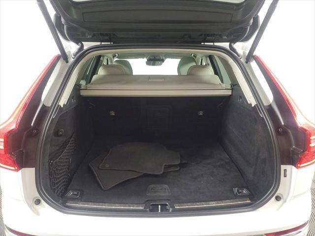 used 2021 Volvo XC60 Recharge Plug-In Hybrid car, priced at $29,500