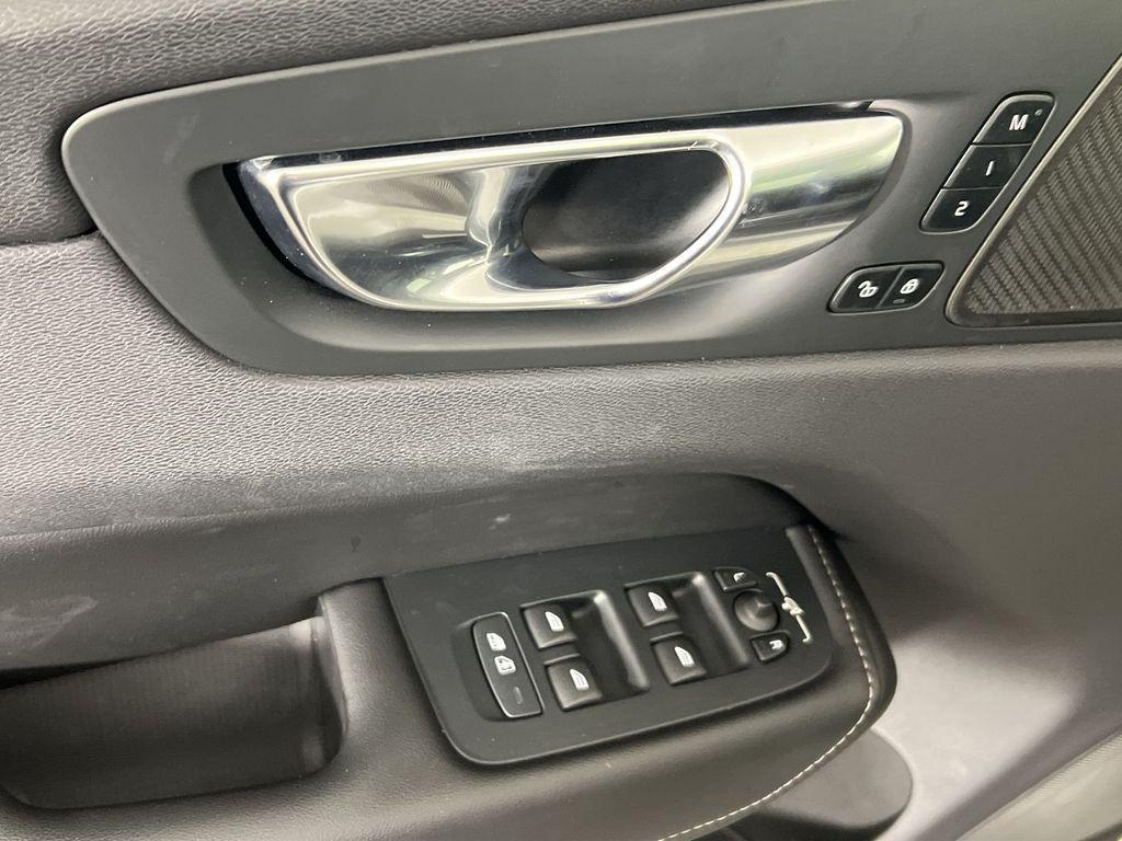 used 2022 Volvo XC60 car, priced at $36,780