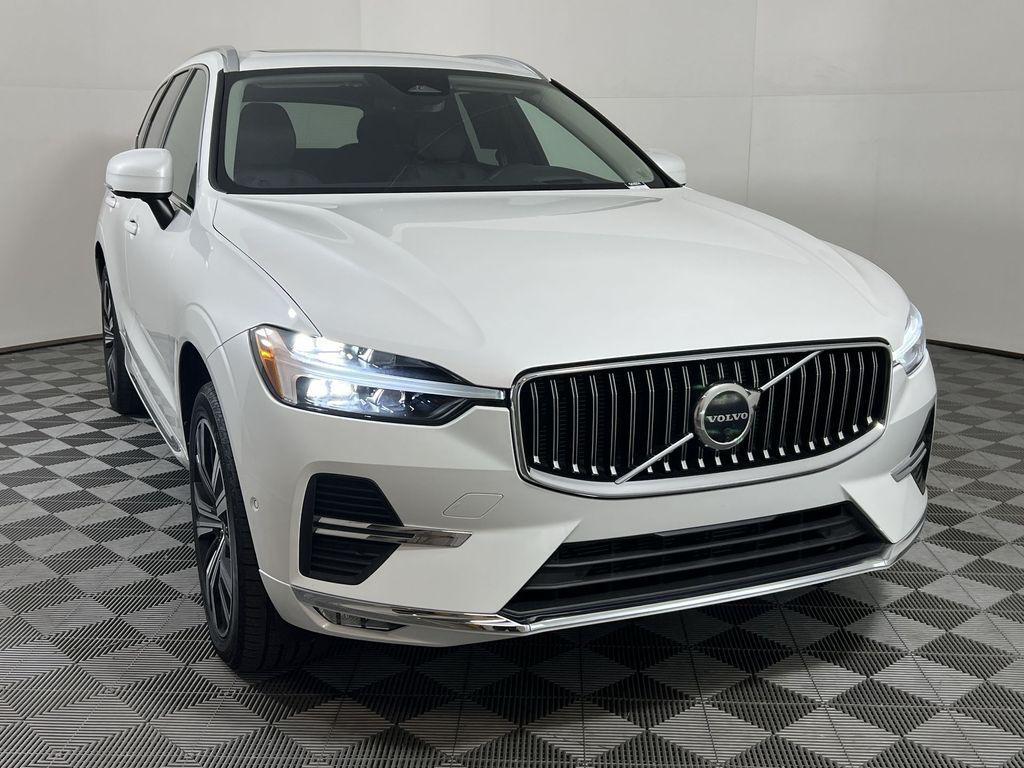 used 2022 Volvo XC60 car, priced at $36,780