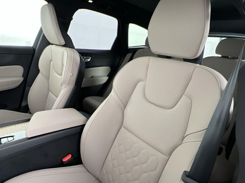 new 2026 Volvo XC60 Plug-In Hybrid car, priced at $68,285