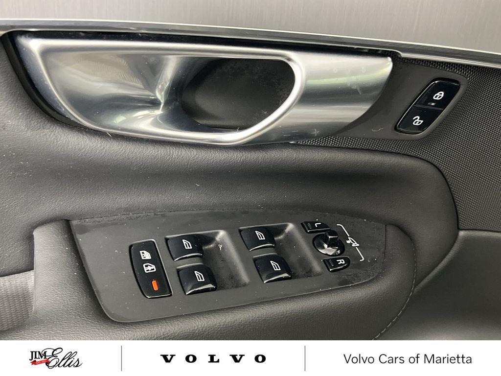 used 2025 Volvo XC90 car, priced at $46,490