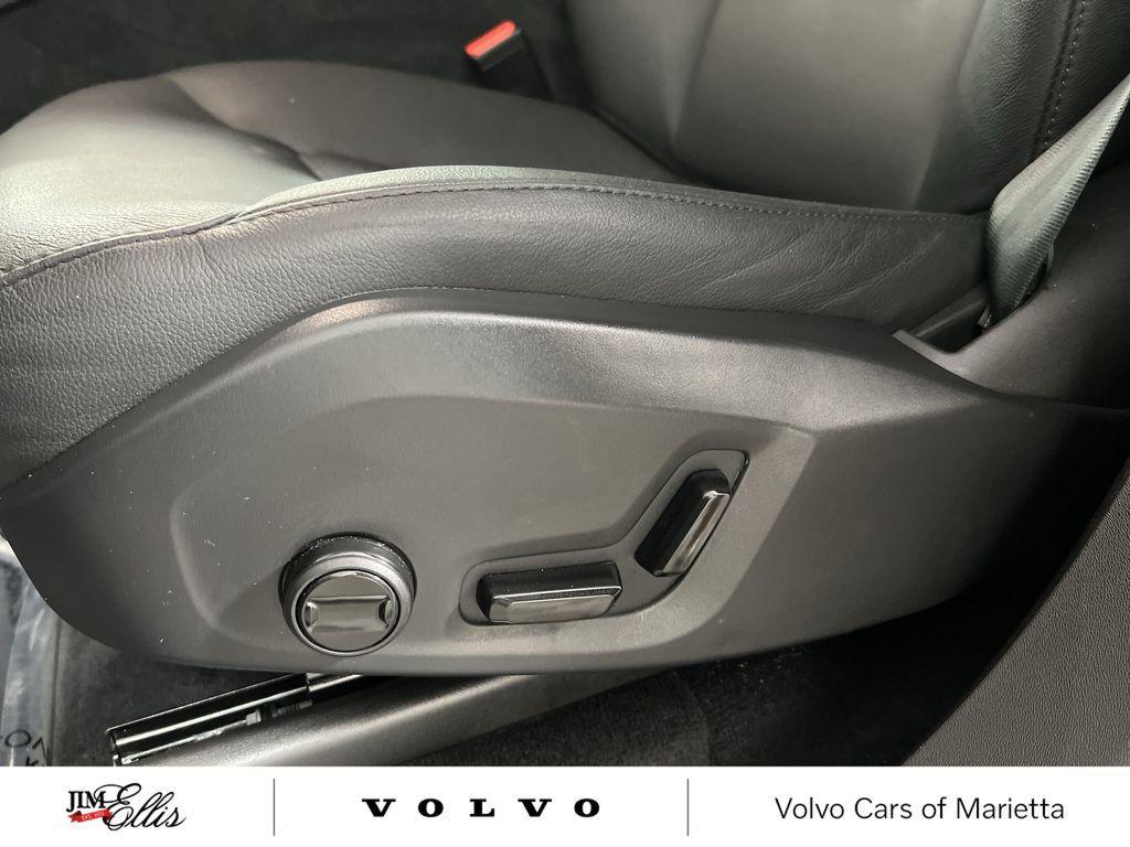 used 2025 Volvo XC90 car, priced at $46,490