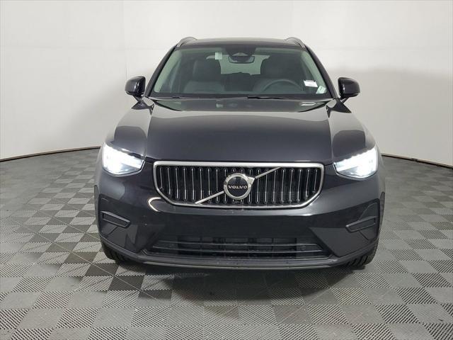 new 2025 Volvo XC40 car, priced at $45,015