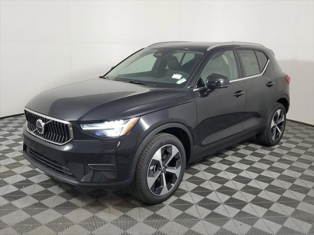 new 2025 Volvo XC40 car, priced at $45,015