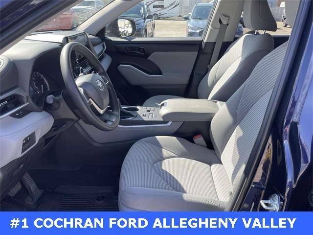 used 2023 Toyota Highlander car, priced at $36,362