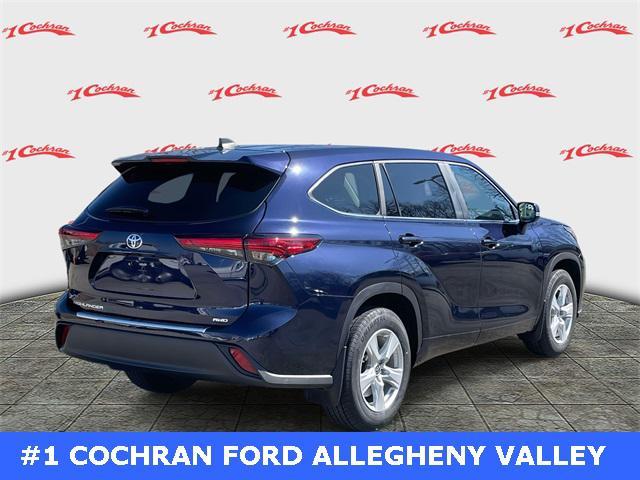 used 2023 Toyota Highlander car, priced at $37,103