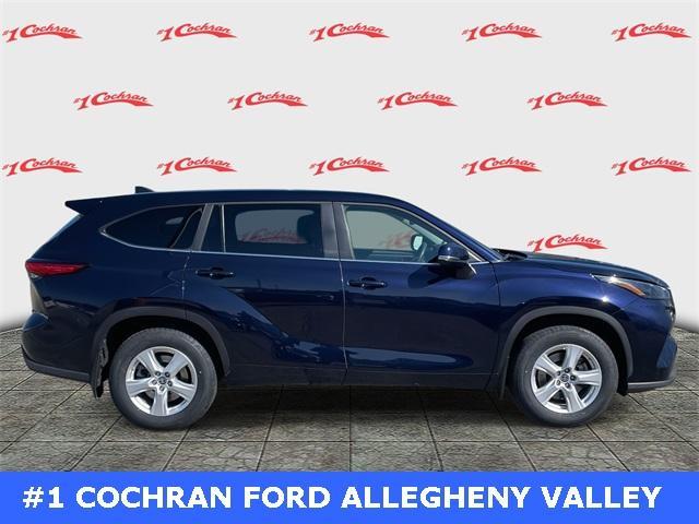 used 2023 Toyota Highlander car, priced at $36,362