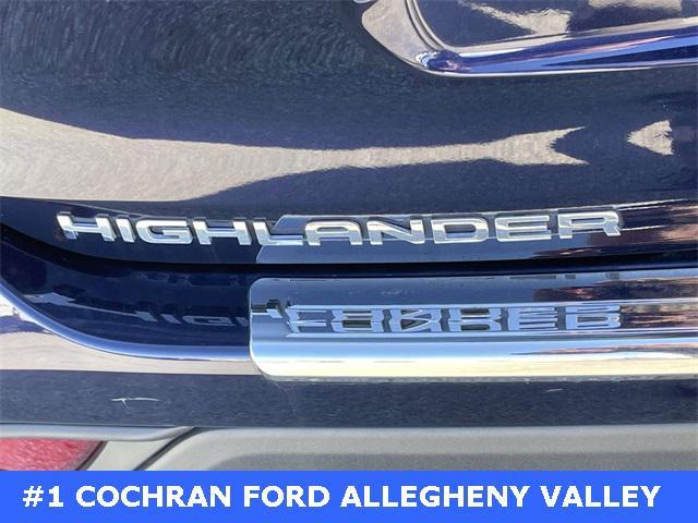 used 2023 Toyota Highlander car, priced at $37,103