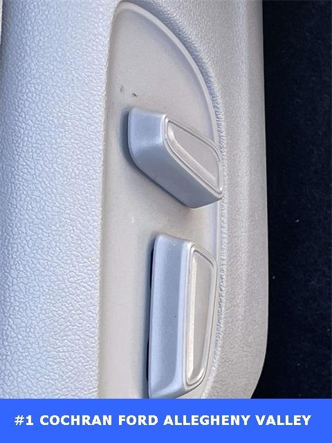 used 2023 Toyota Highlander car, priced at $37,103