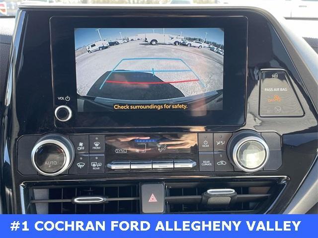 used 2023 Toyota Highlander car, priced at $35,888