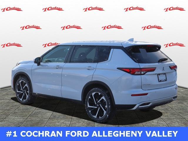 used 2023 Mitsubishi Outlander car, priced at $24,394