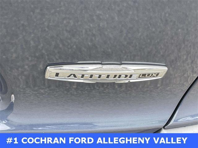 used 2021 Jeep Cherokee car, priced at $22,451