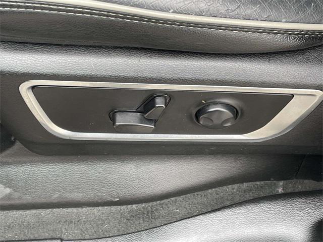 used 2024 Ram 1500 car, priced at $40,991