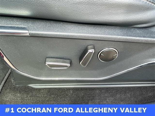 used 2022 Ford F-150 car, priced at $40,909