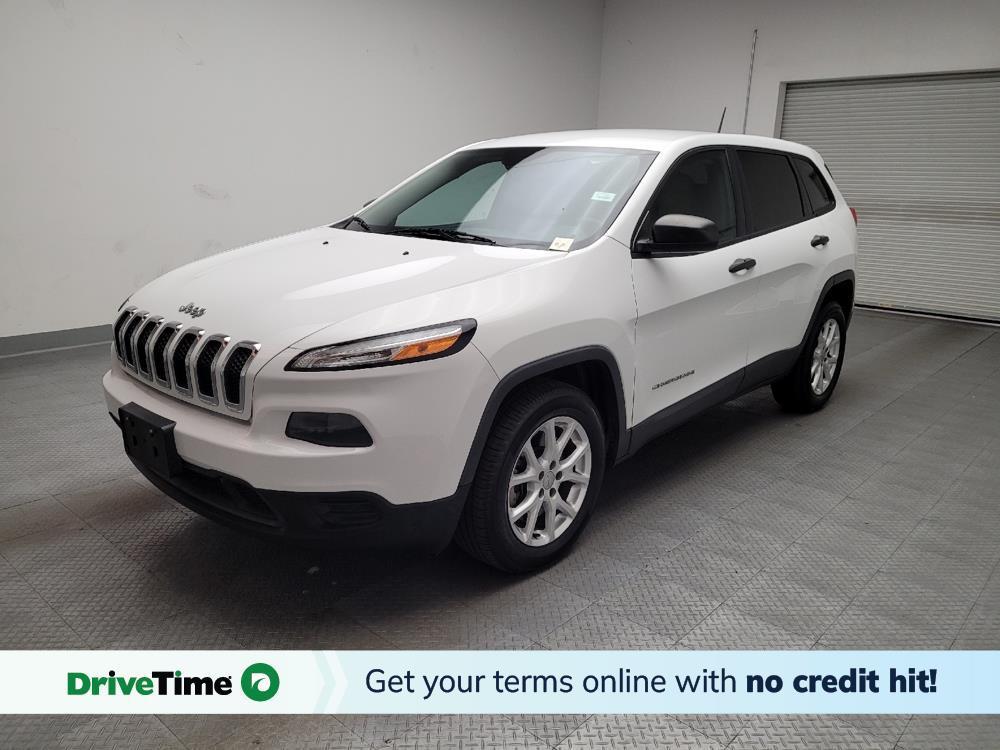 used 2015 Jeep Cherokee car, priced at $11,795