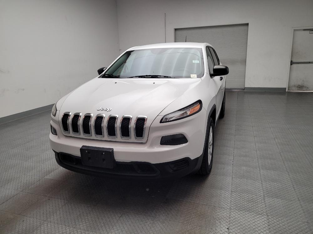 used 2015 Jeep Cherokee car, priced at $11,795