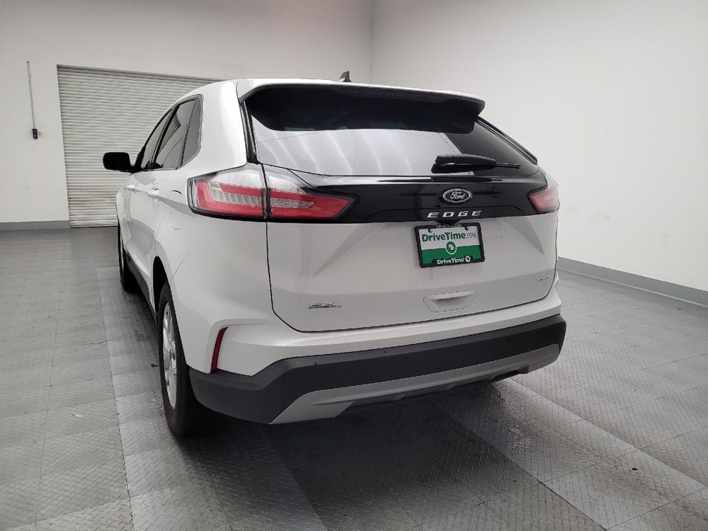 used 2024 Ford Edge car, priced at $25,595