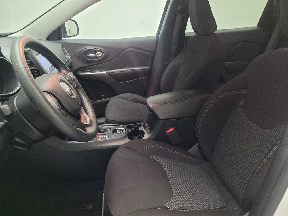 used 2019 Jeep Cherokee car, priced at $16,695
