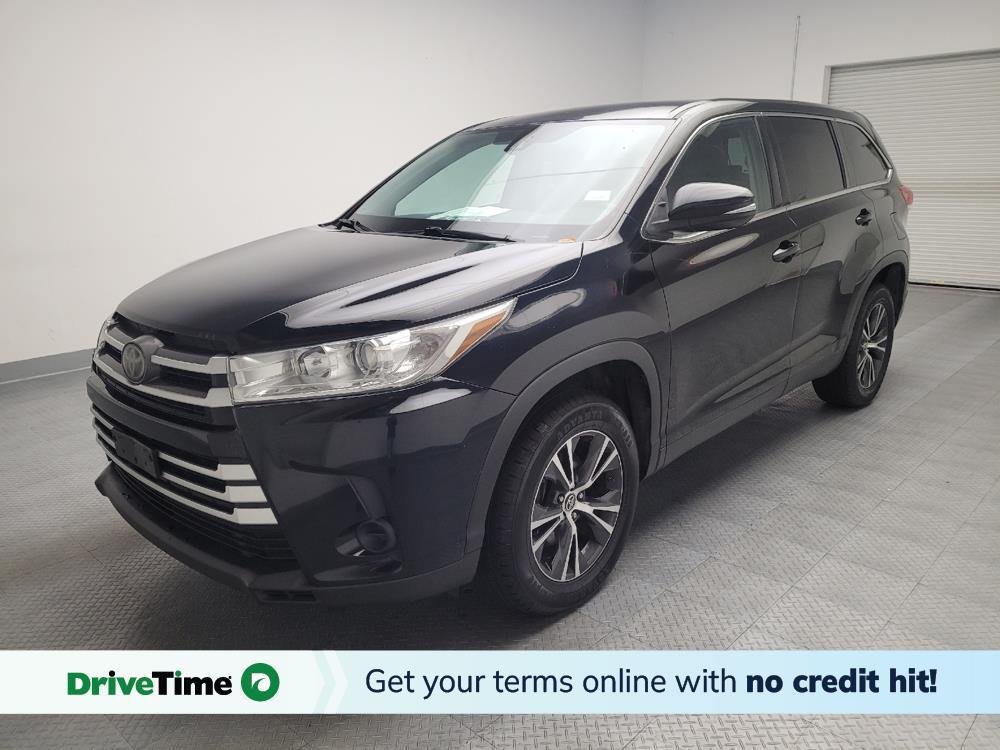 used 2019 Toyota Highlander car, priced at $18,095