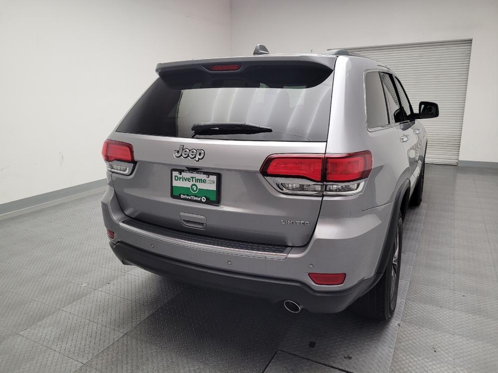 used 2020 Jeep Grand Cherokee car, priced at $21,595