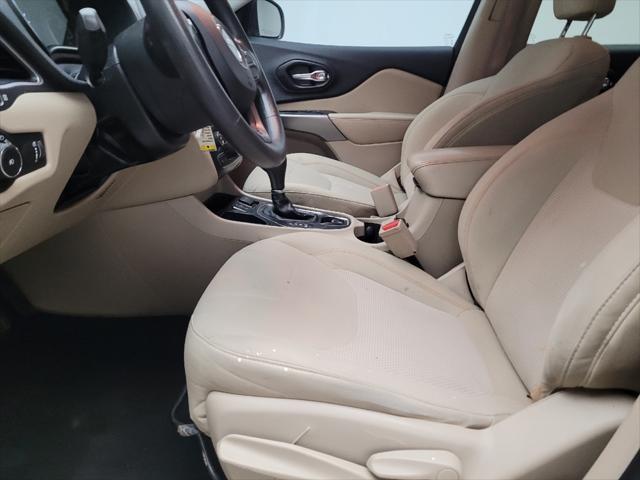 used 2019 Jeep Cherokee car, priced at $17,395