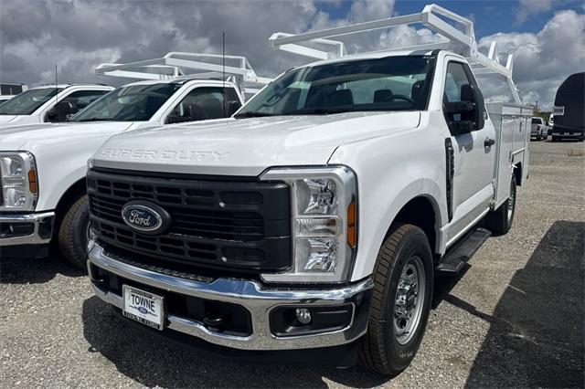 new 2025 Ford F-250 car, priced at $62,606