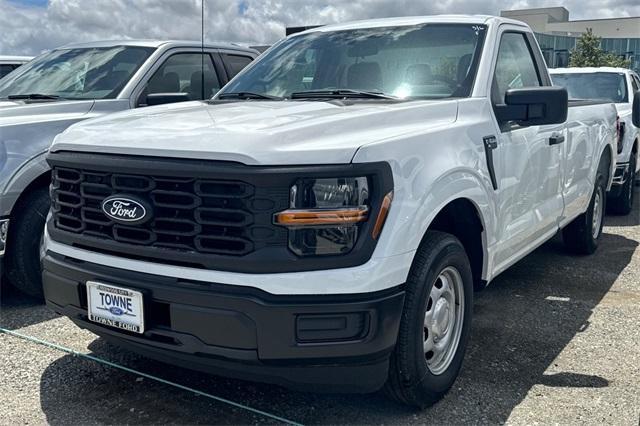 new 2025 Ford F-150 car, priced at $39,620