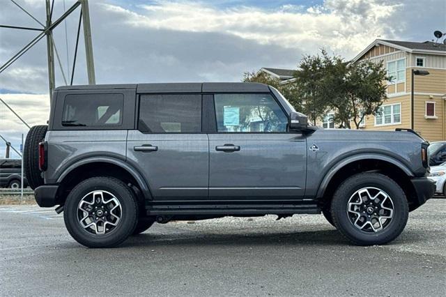 new 2024 Ford Bronco car, priced at $54,460