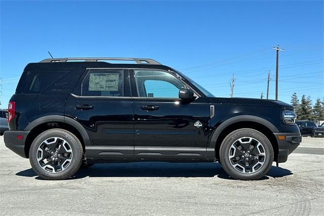 new 2024 Ford Bronco Sport car, priced at $39,235