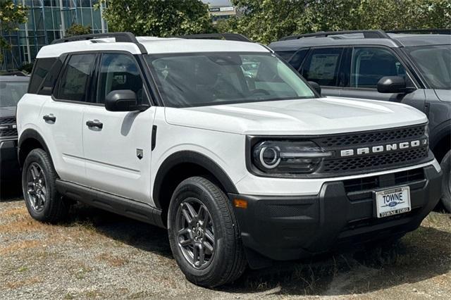 new 2025 Ford Bronco Sport car, priced at $31,925