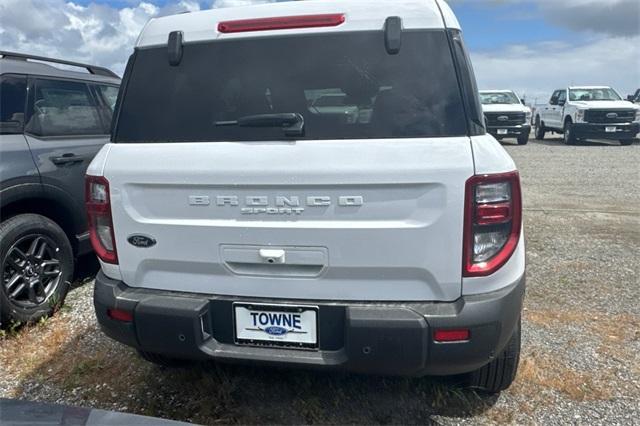 new 2025 Ford Bronco Sport car, priced at $31,925