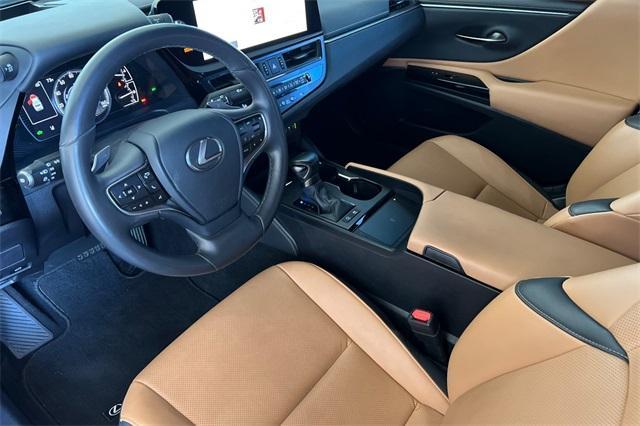 used 2024 Lexus ES 300h car, priced at $38,462