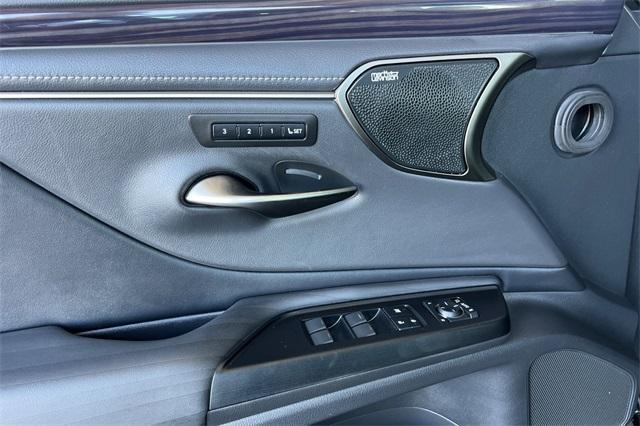 used 2020 Lexus ES 300h car, priced at $32,982