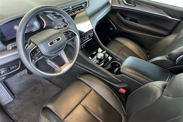 used 2022 Jeep Grand Cherokee car, priced at $34,982