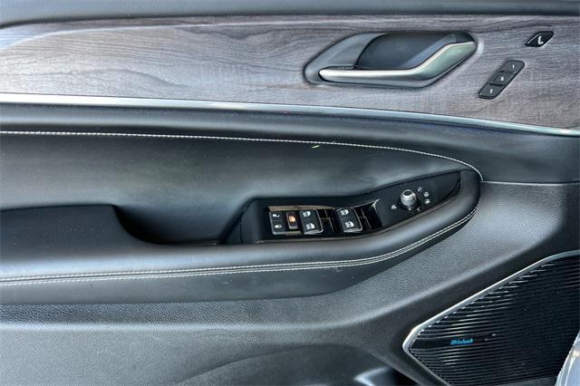 used 2022 Jeep Grand Cherokee car, priced at $34,982