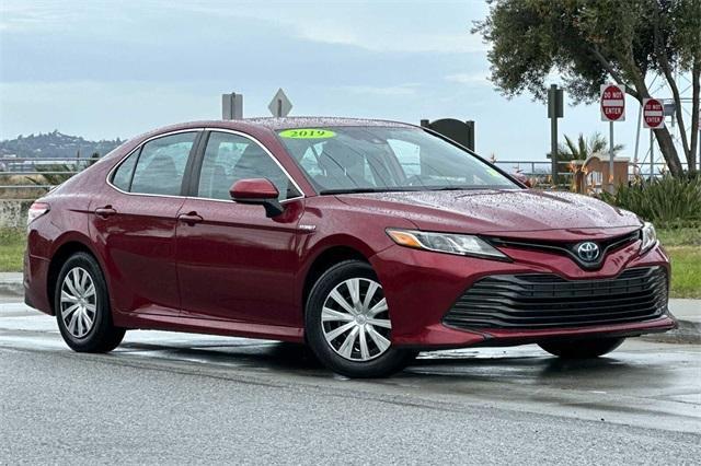 used 2019 Toyota Camry Hybrid car, priced at $19,982