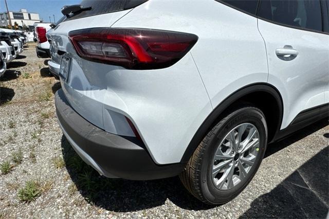 new 2025 Ford Escape car, priced at $30,980
