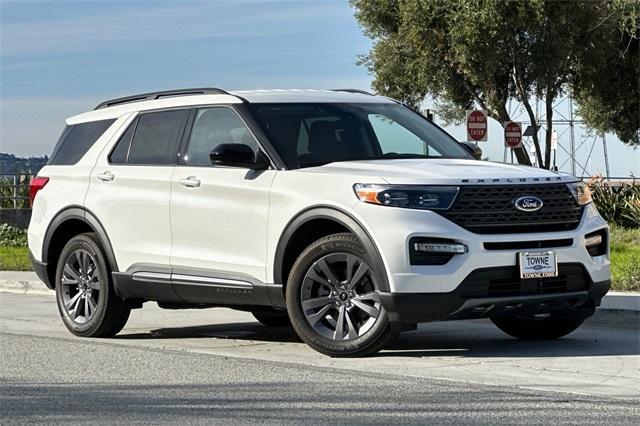 new 2024 Ford Explorer car, priced at $49,120