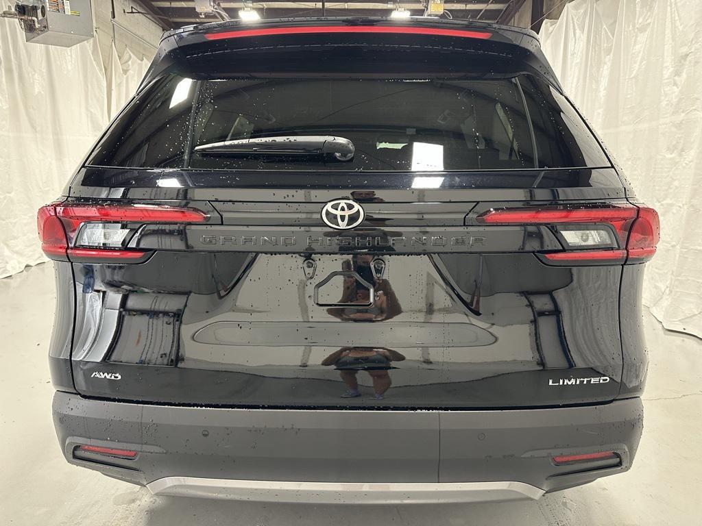 used 2025 Toyota Grand Highlander car, priced at $49,495