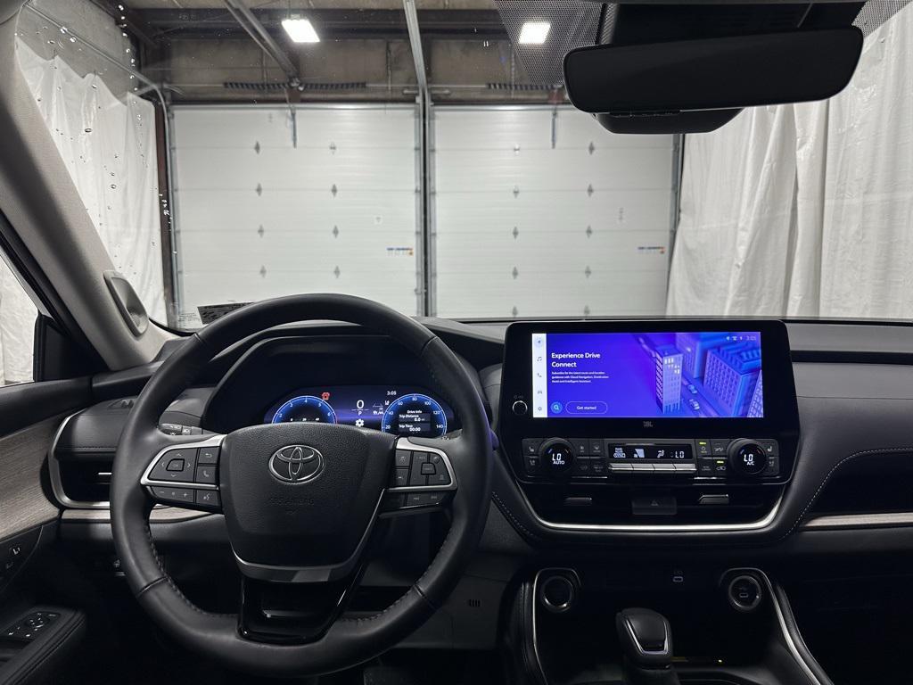 used 2025 Toyota Grand Highlander car, priced at $49,495