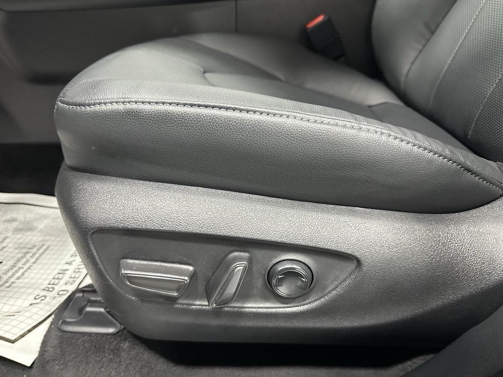 used 2025 Toyota Grand Highlander car, priced at $49,495