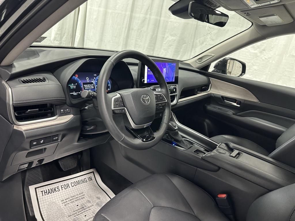 used 2025 Toyota Grand Highlander car, priced at $49,495