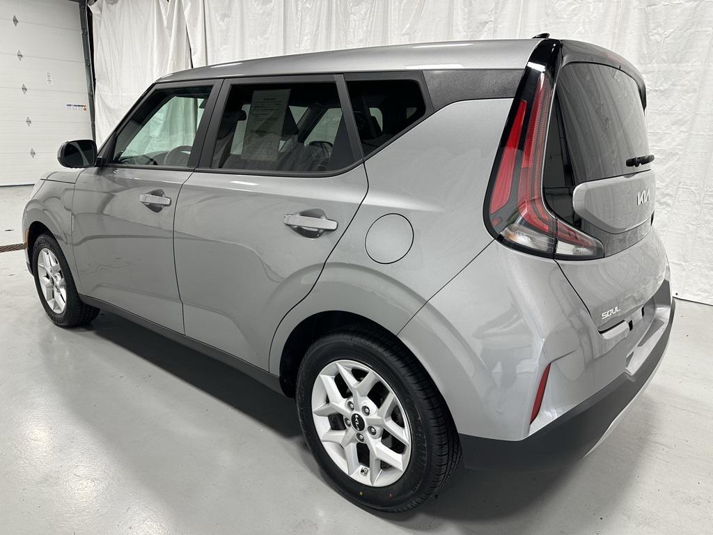 used 2024 Kia Soul car, priced at $16,295