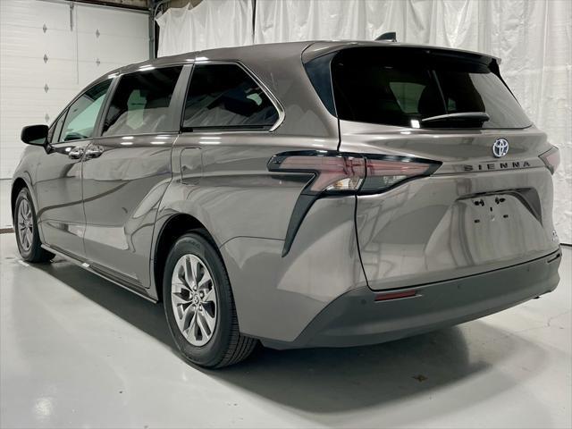 used 2024 Toyota Sienna car, priced at $45,995