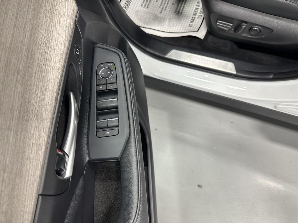 used 2025 Toyota Grand Highlander car, priced at $48,495