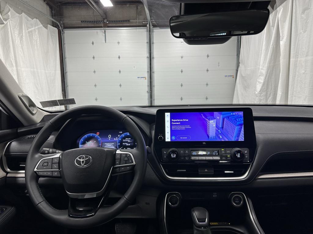 used 2025 Toyota Grand Highlander car, priced at $48,495