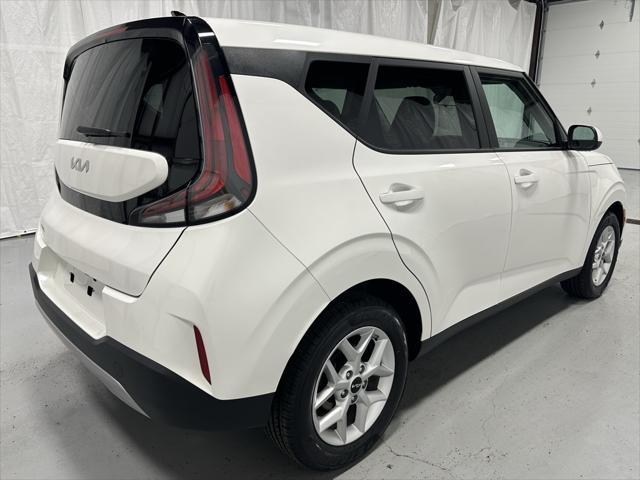 used 2024 Kia Soul car, priced at $17,495