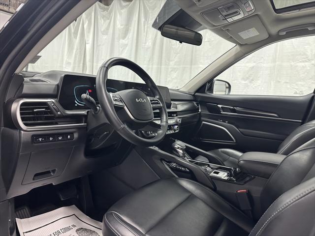used 2025 Kia Telluride car, priced at $37,495