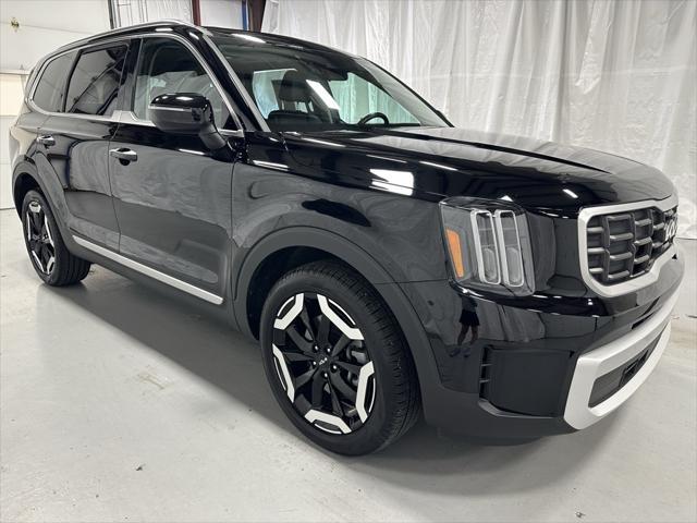 used 2025 Kia Telluride car, priced at $37,995